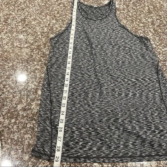 Lululemon Goal Up Tank sz.6 - Picture 6 of 8
